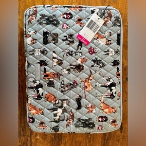 NWT- Vera Bradley laptop sleeve - Dog Show